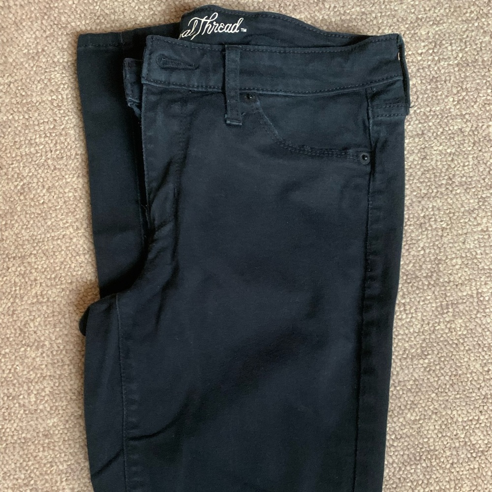 Universal Thread Black Mid Rise Jeggings (Size 27/4)